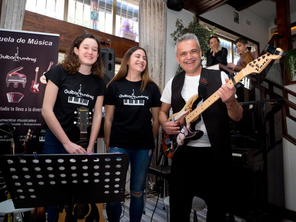 50f34e7d4af3fd06e5bbb60eb0ba0148a85e4dff